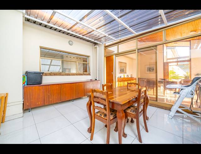 5 BEDROOM FREEHOLD FOR SALE IN NORTHCLIFF
